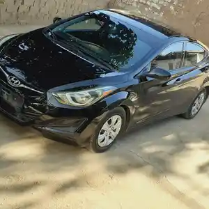 Hyundai Elantra, 2016