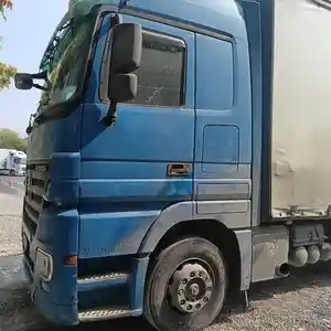 Бортовой грузовик Mercedes-Benz Actros, 2006