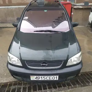 Opel Zafira, 2002