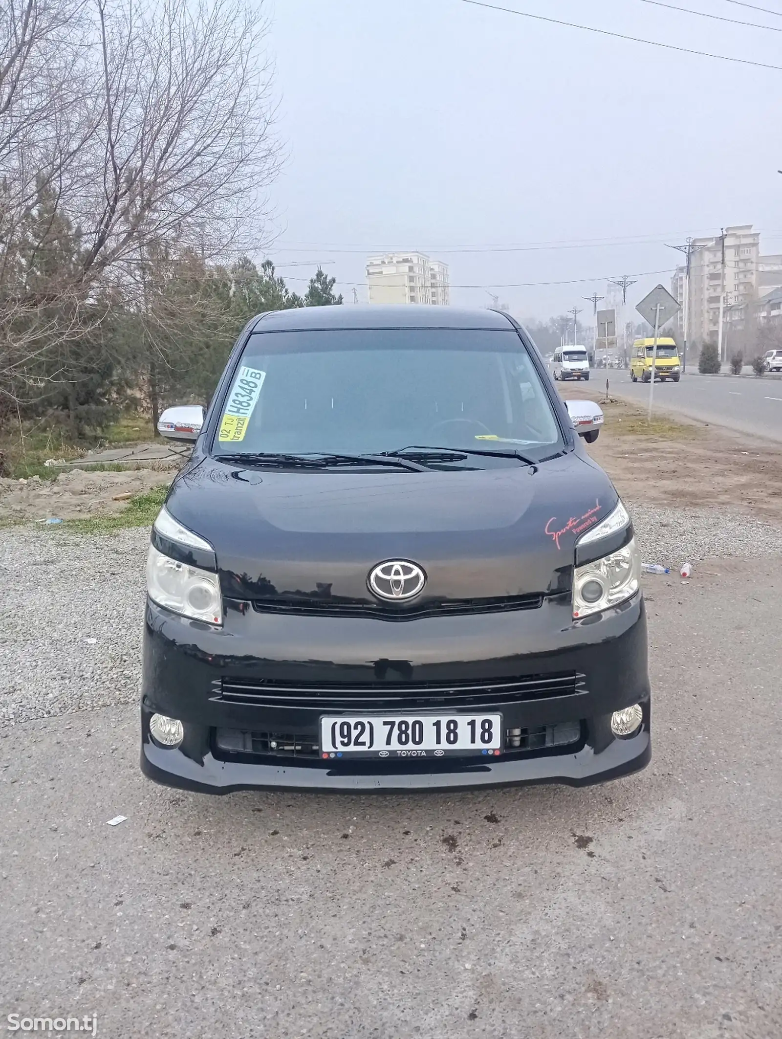 Toyota Voxy, 2009-1