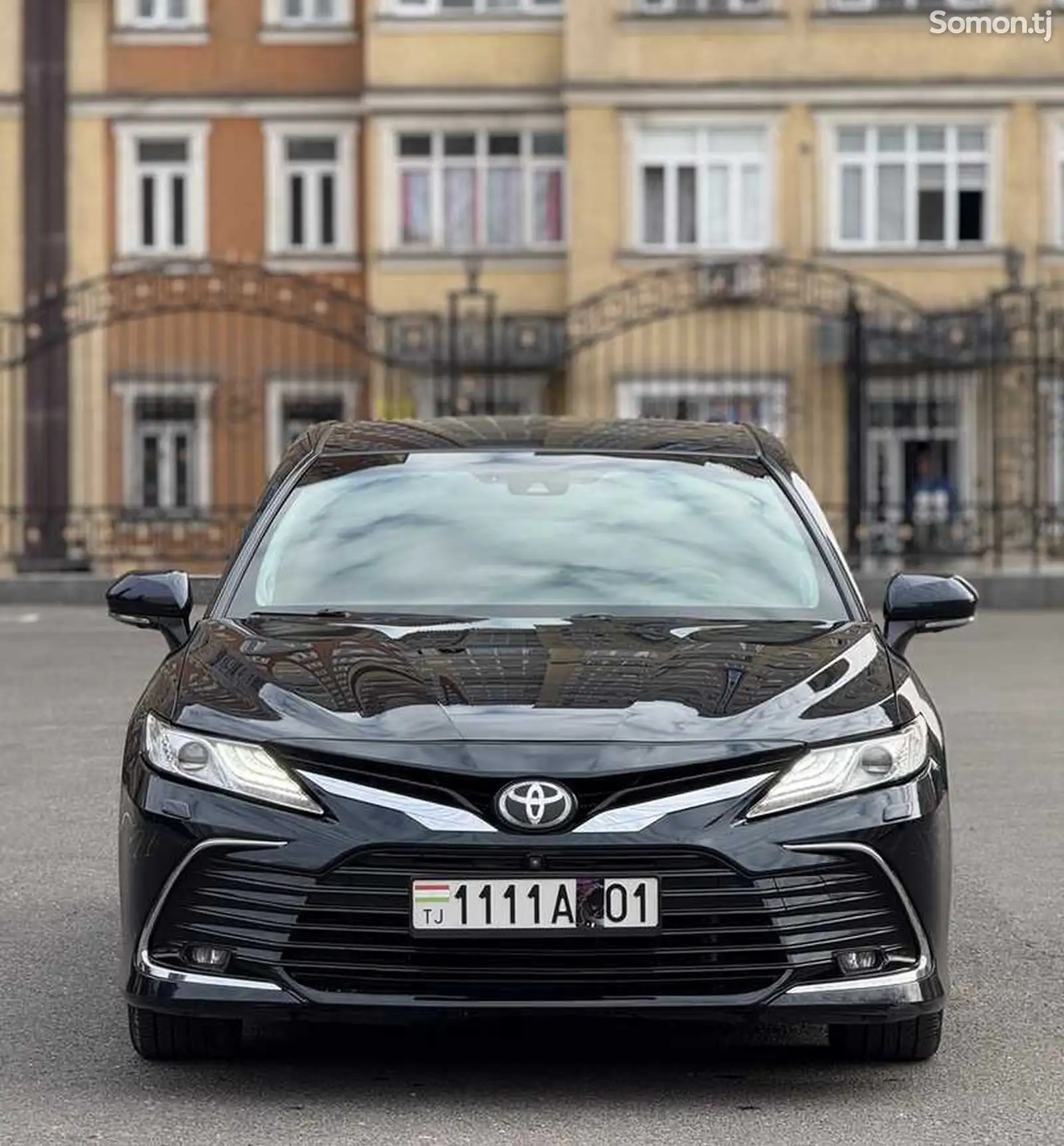 Toyota Camry, 2018-1