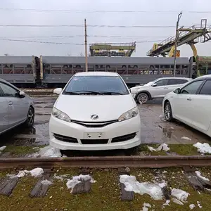 Toyota Wish, 2014