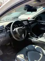 Toyota Camry, 2018-8