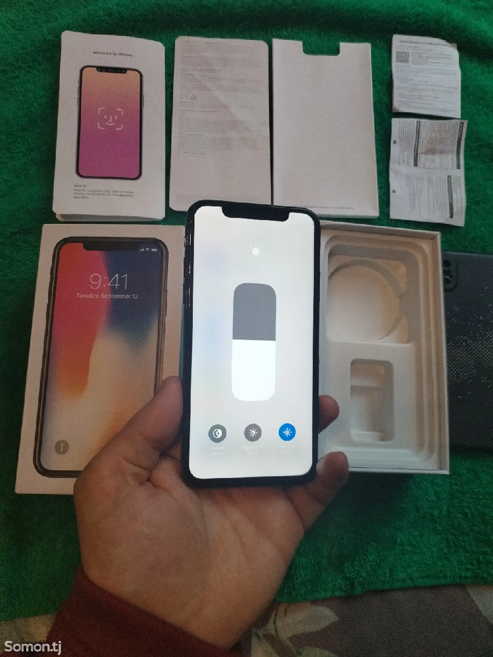 Apple iPhone X, 64 gb, Silver-1