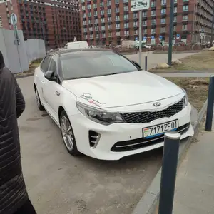 Kia K5, 2018