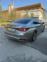 Lexus ES series, 2019-6