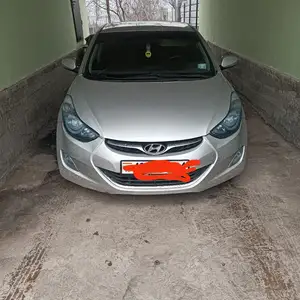 Hyundai Avante, 2011