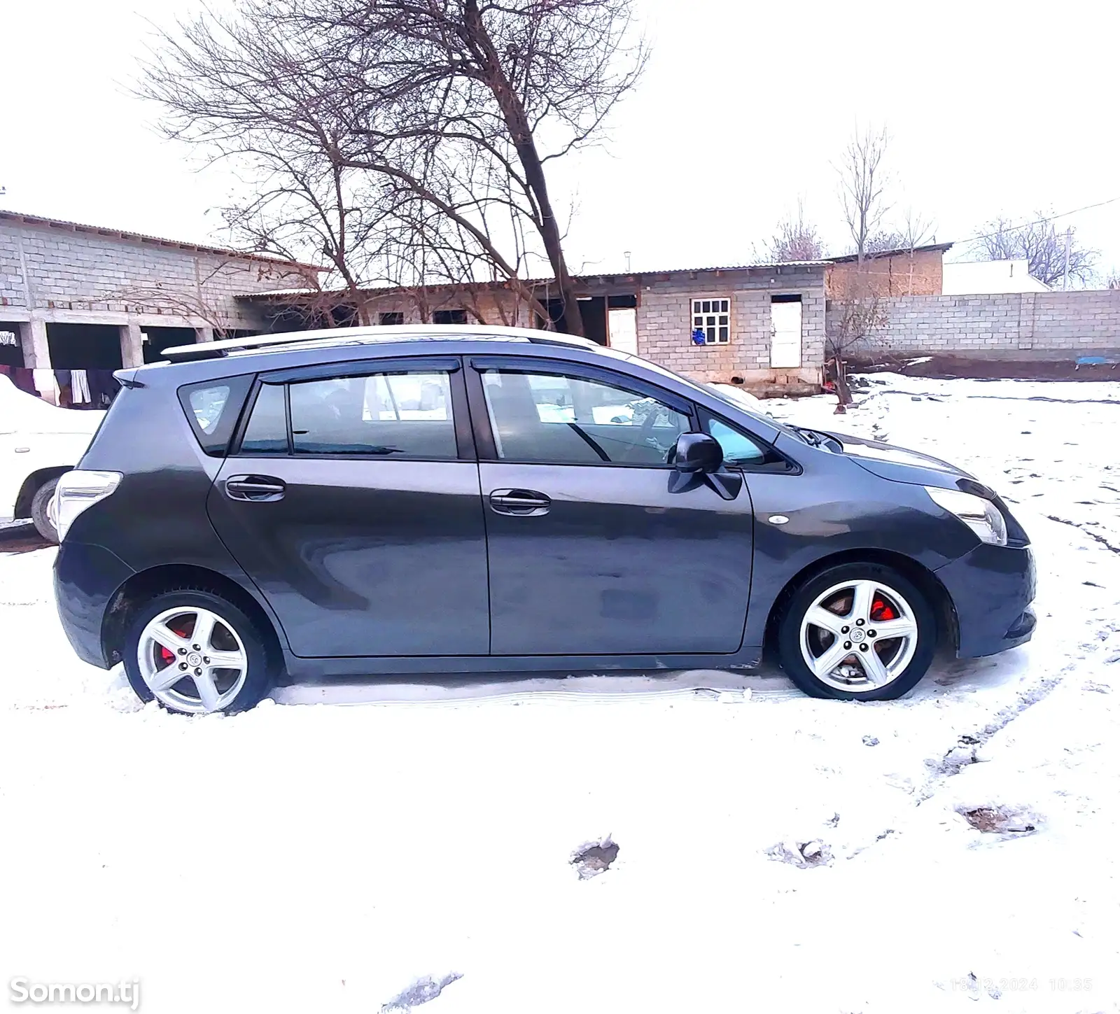 Toyota Corolla Verso, 2010-1