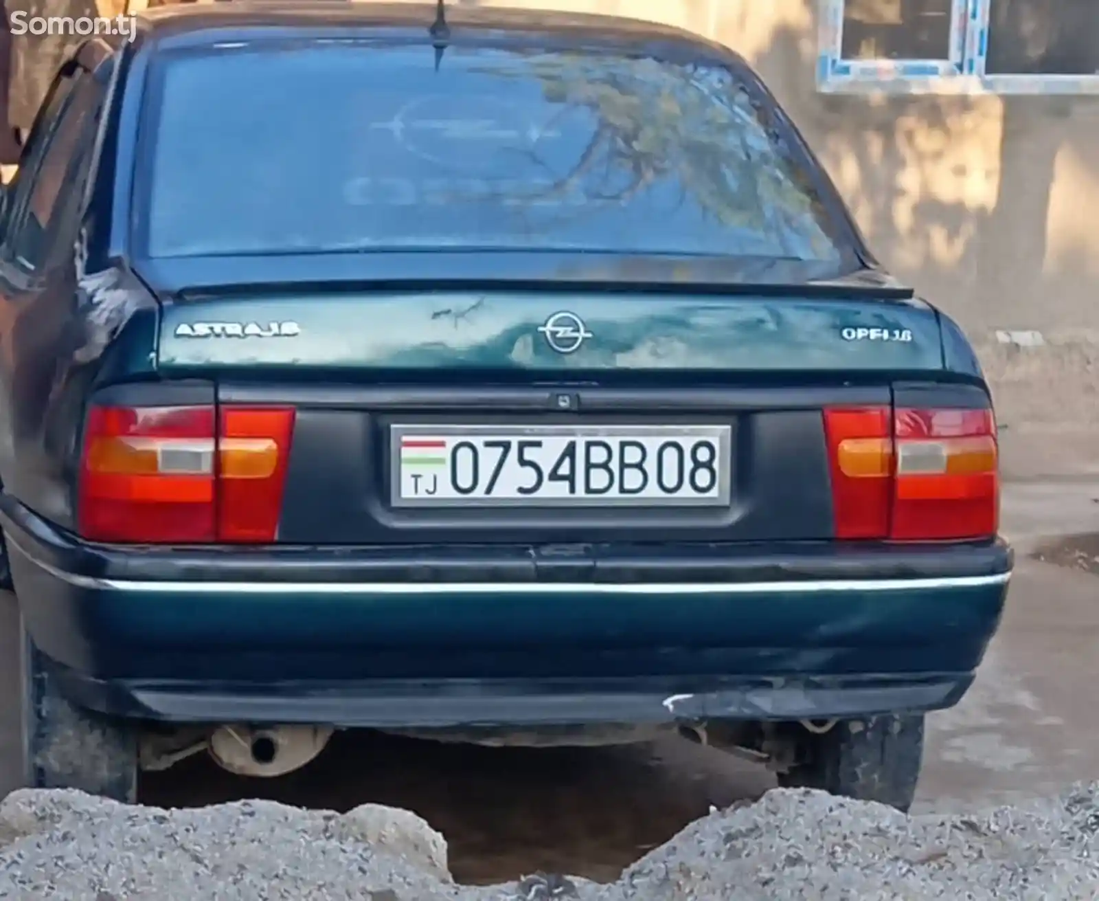 Opel Antara, 1990-1
