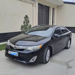 Toyota Camry, 2012