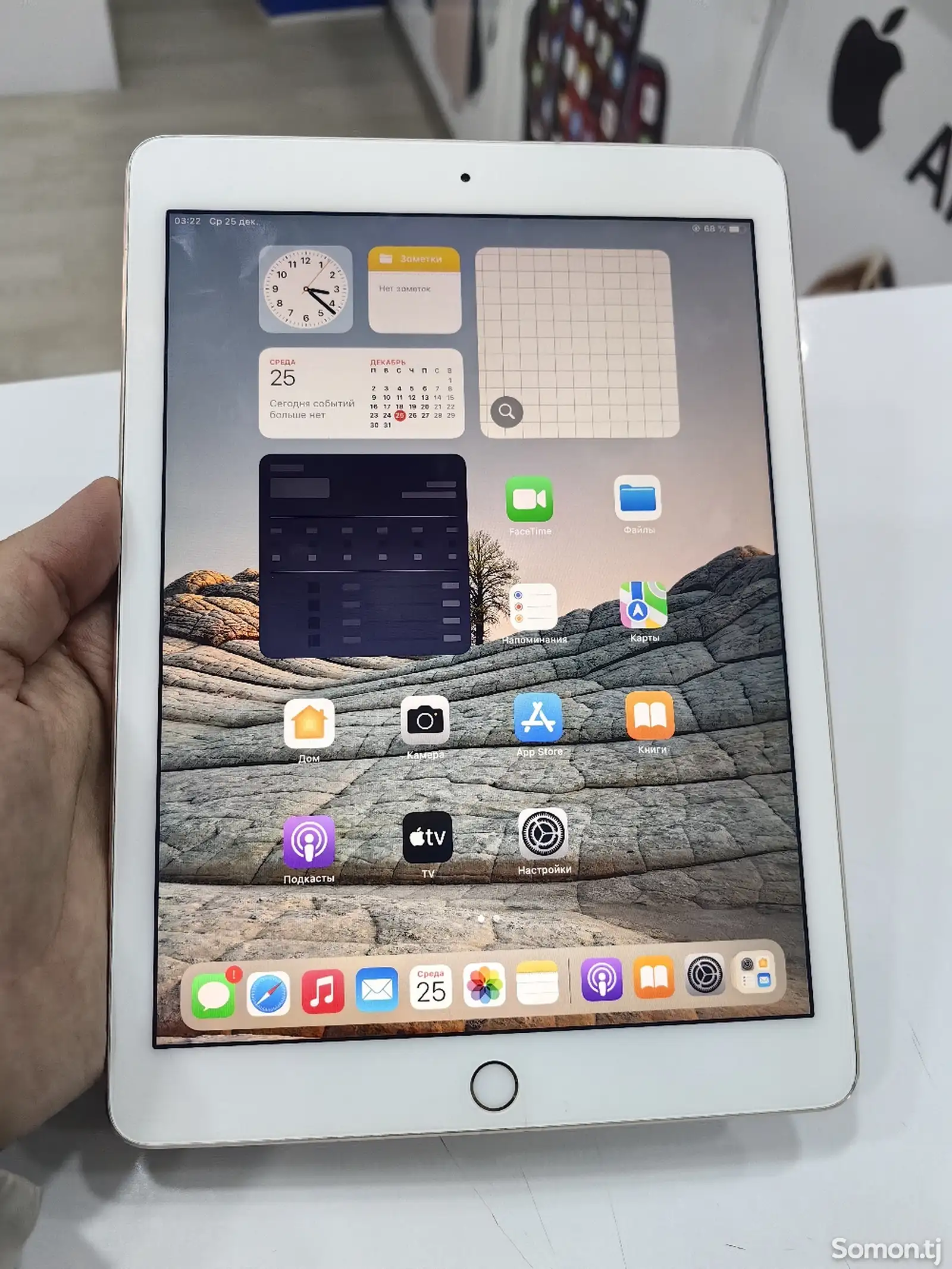 Планшет Apple iPad Air 2-1