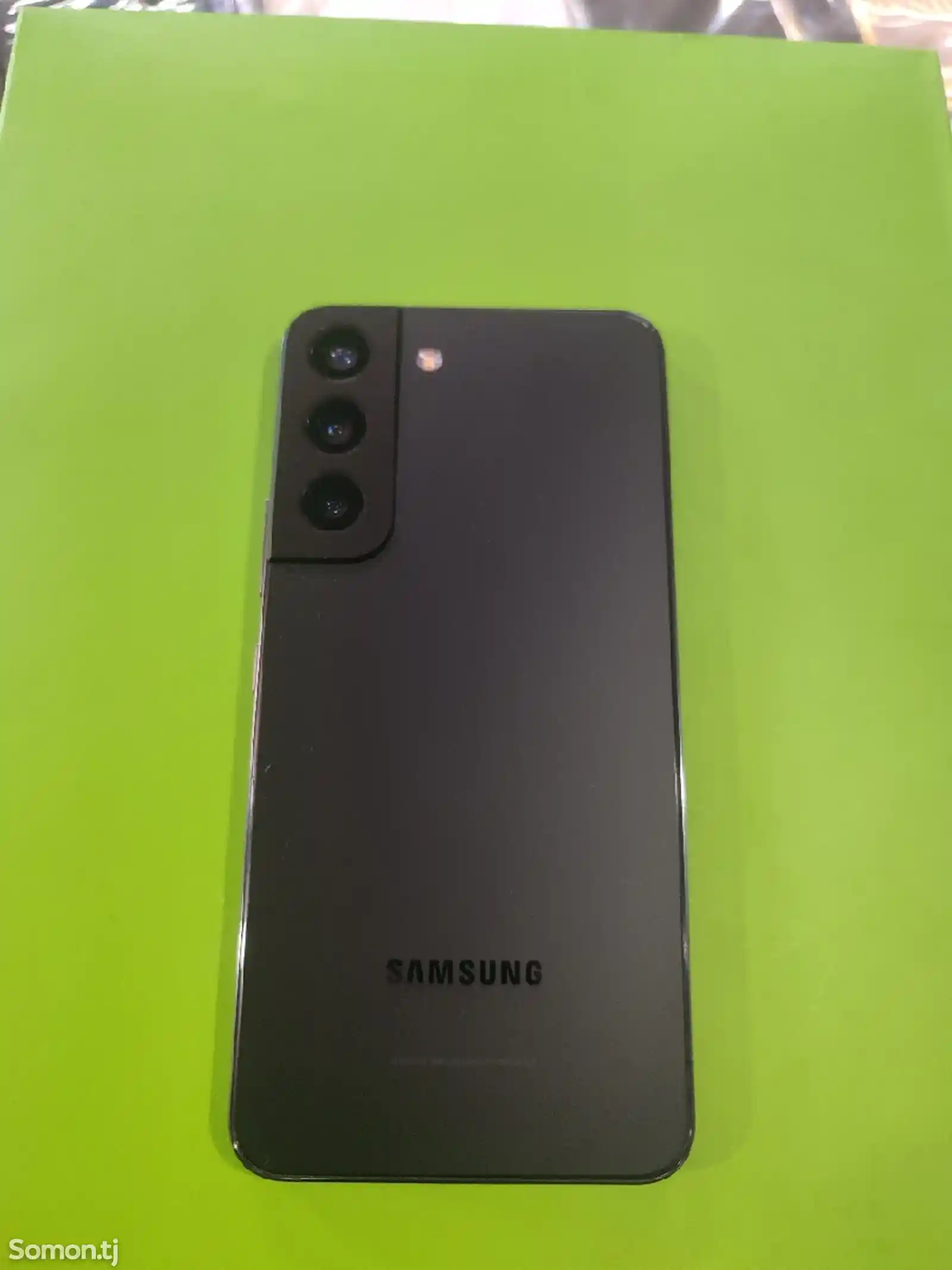 Samsung Galaxy S22-2