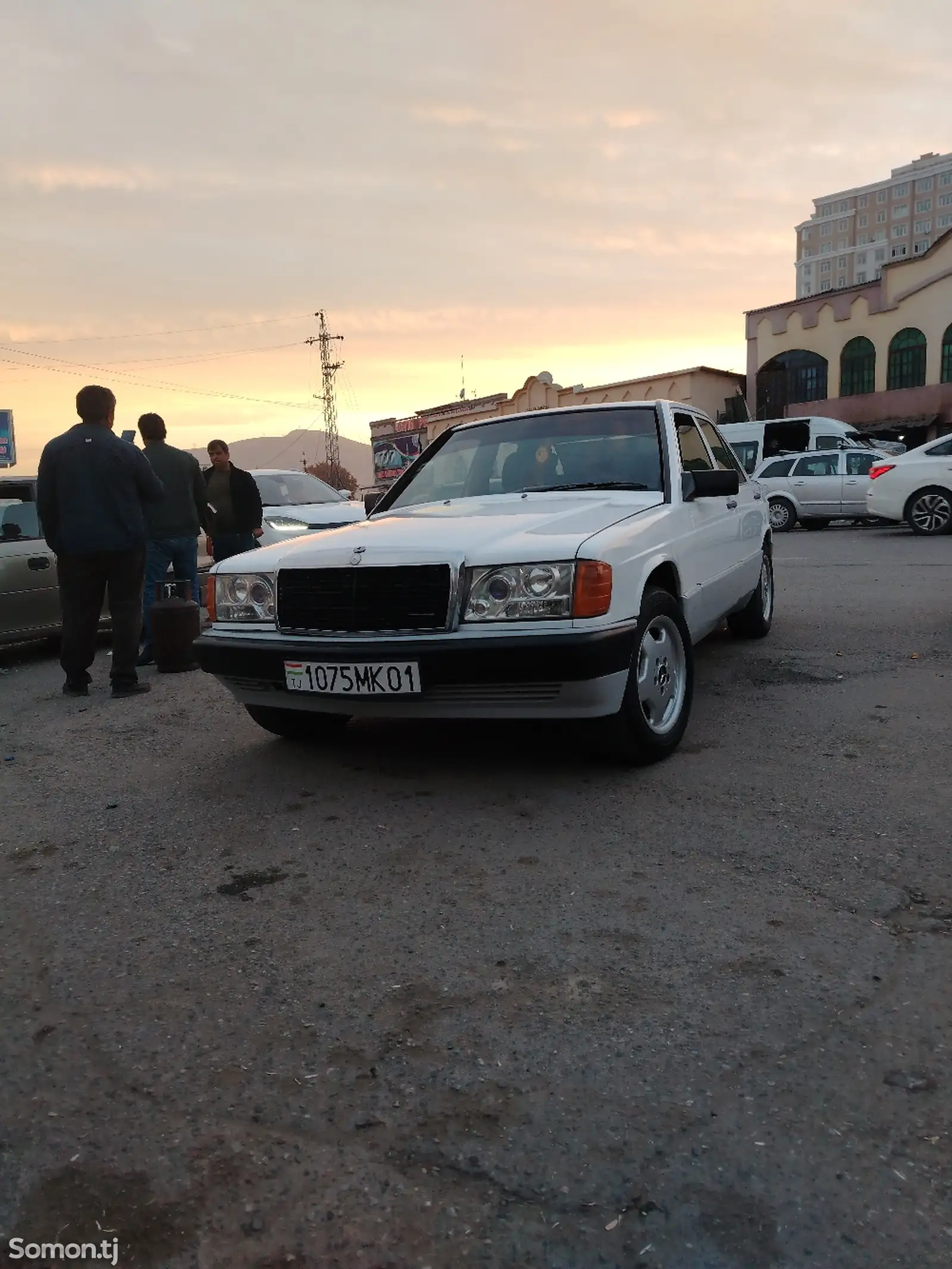 Mercedes-Benz W201, 1989-1