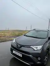 Toyota RAV 4, 2018-3