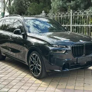 BMW X7, 2023