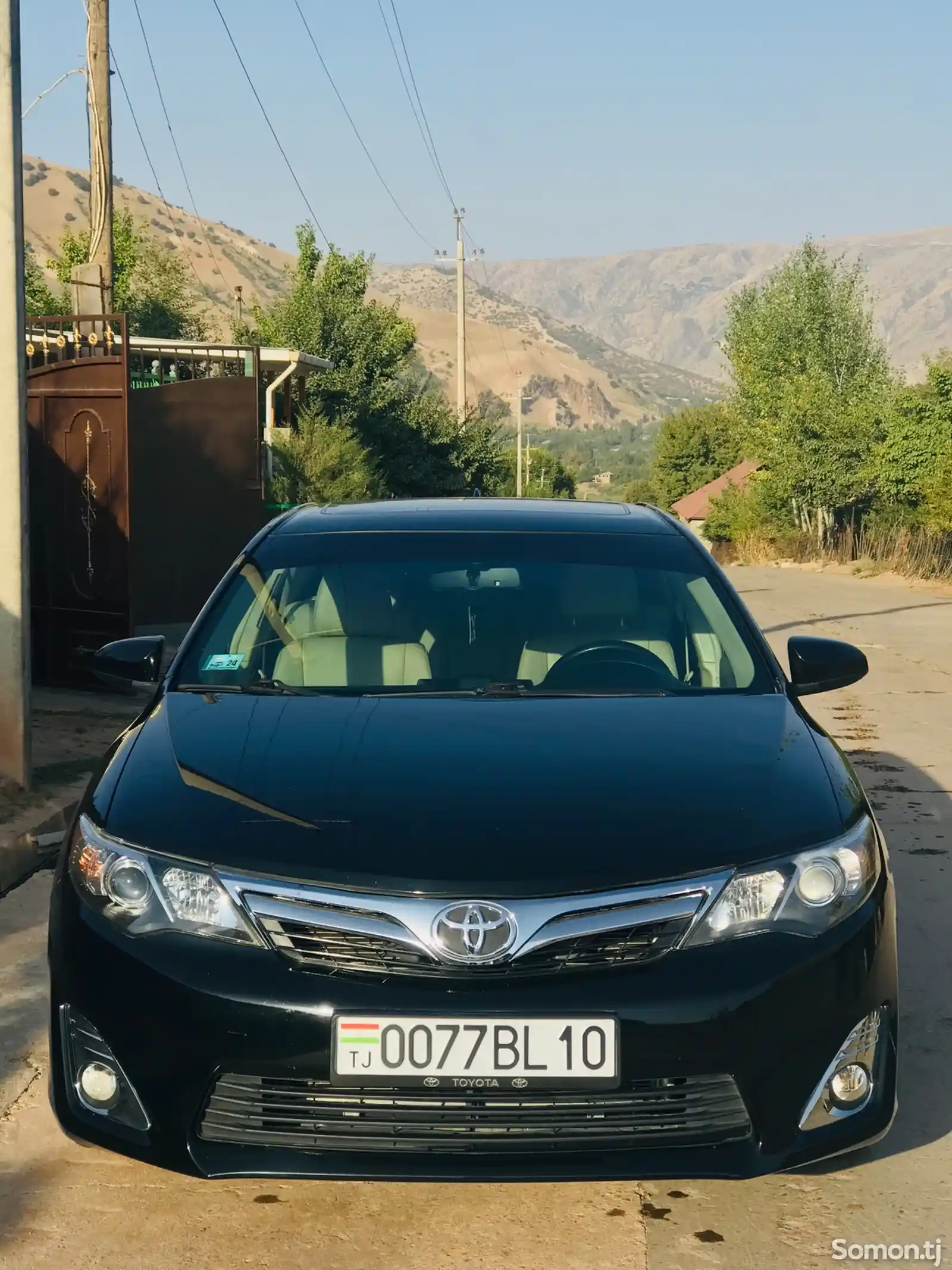 Toyota Camry, 2014-1