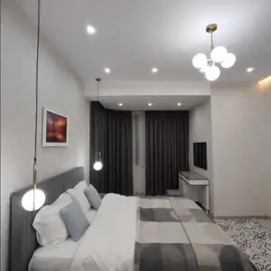 2-комн. квартира, 2 этаж, 75м², Универмаг