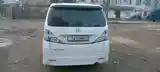 Toyota Vellfire, 2014-3