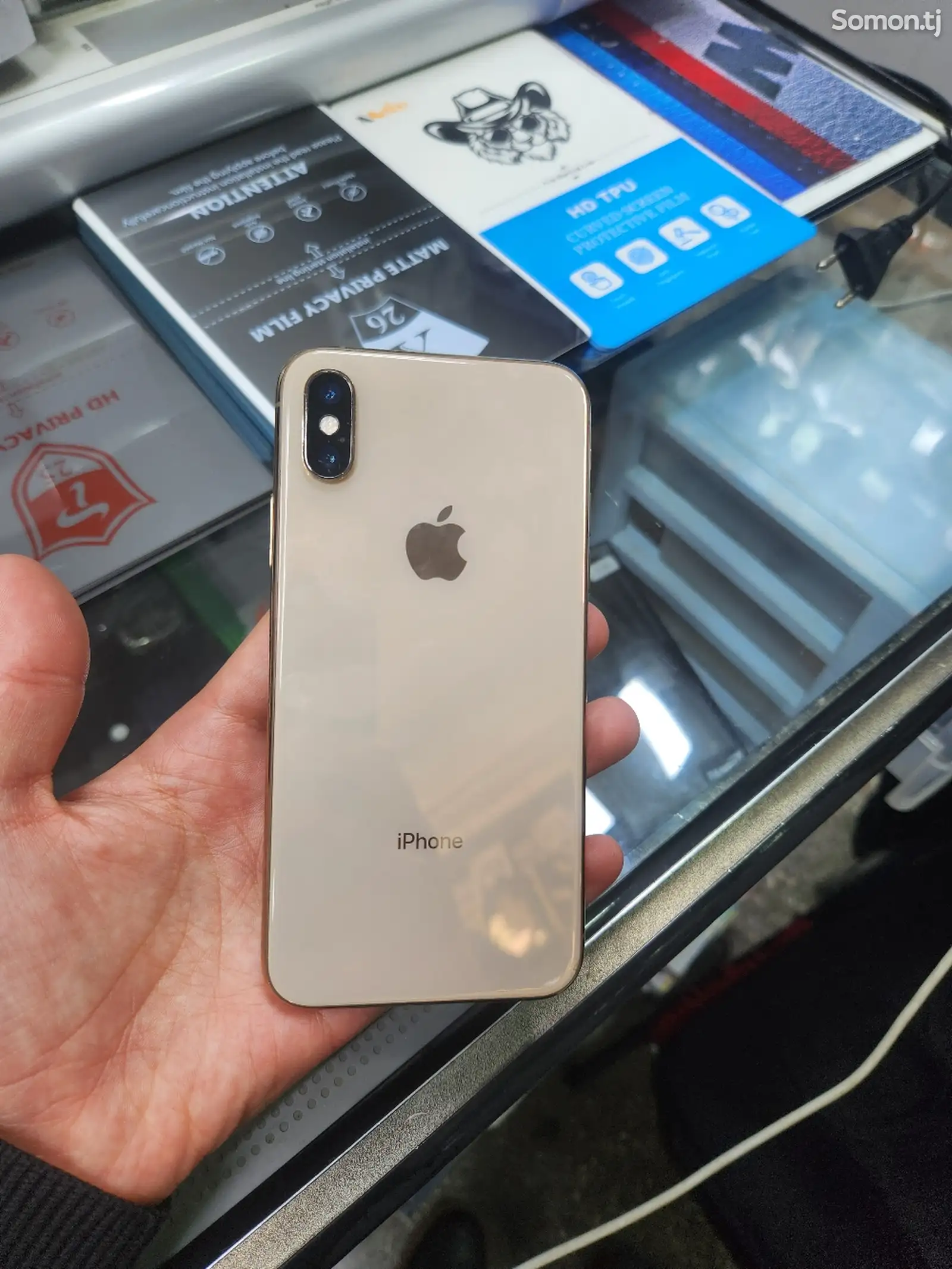 Apple iPhone Xs, 64 gb, Gold-1