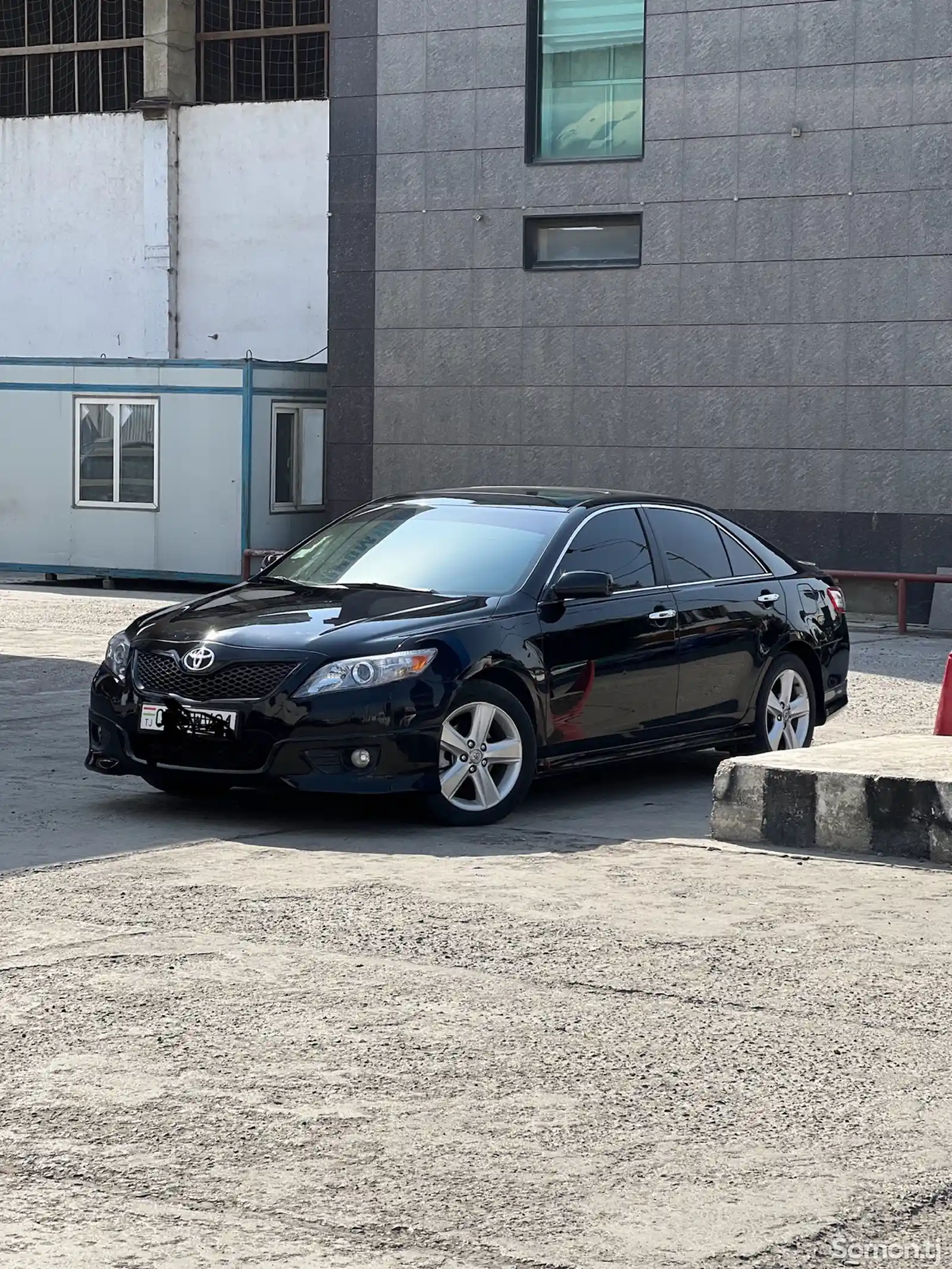 Toyota Camry, 2010-1