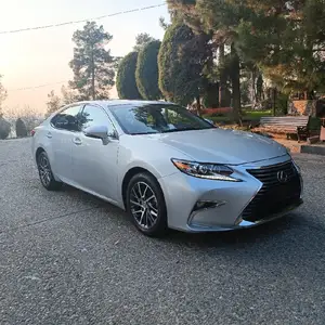 Lexus ES series, 2017