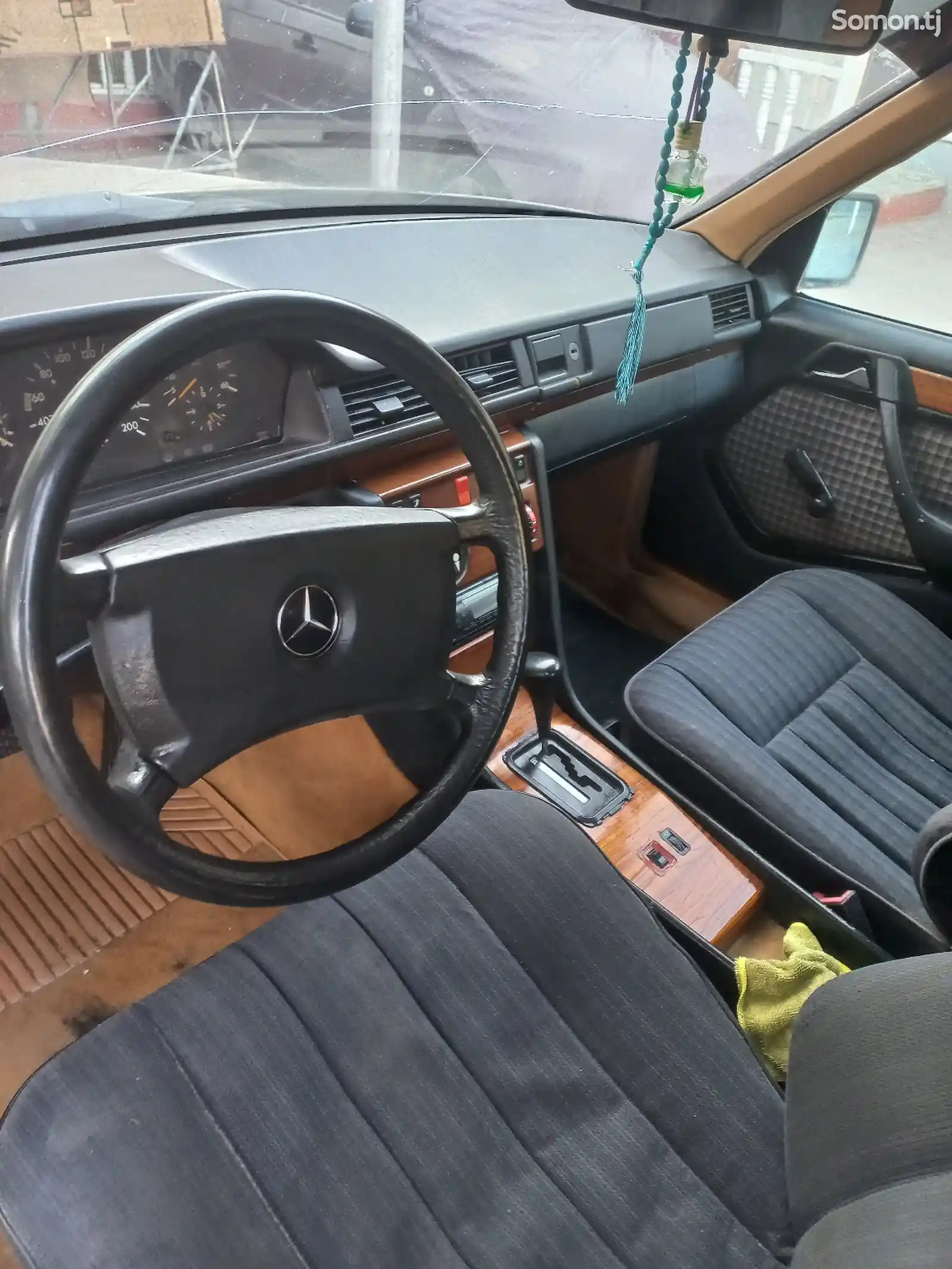 Mercedes-Benz W124, 1991-16