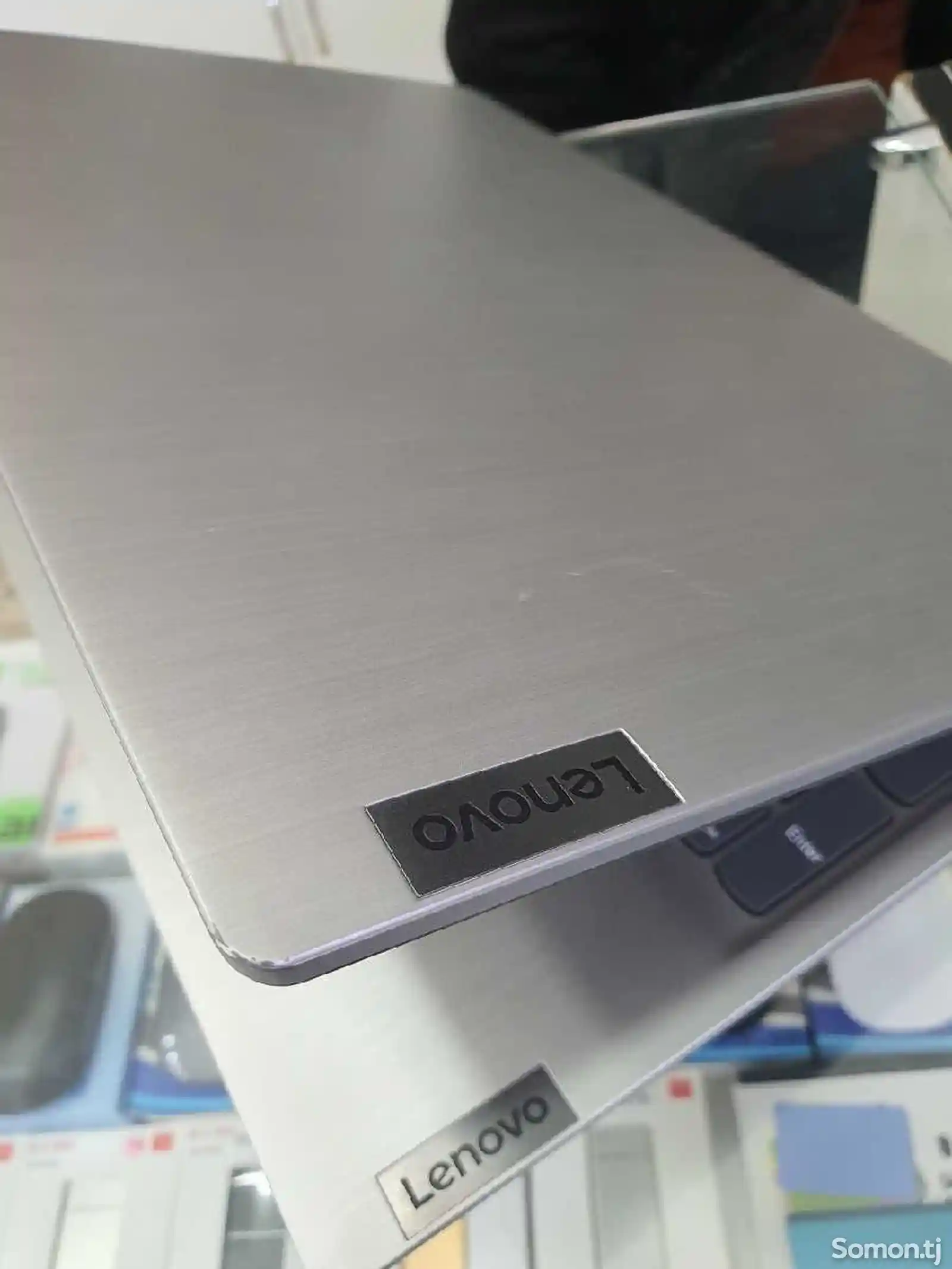 Ноутбук Lenovo Core i3 10GEN 8GB 256GB-4