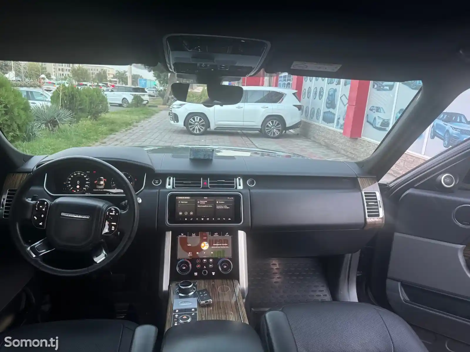 Land Rover Vogue, 2020-12