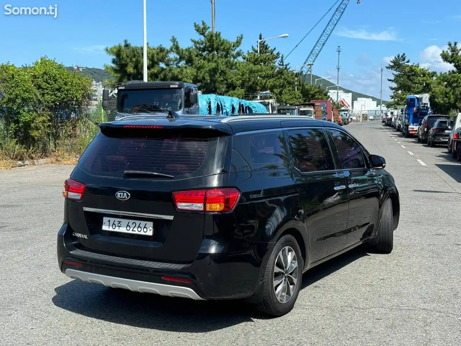 Kia Carnival, 2015-9