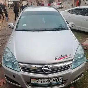 Opel Astra H, 2008