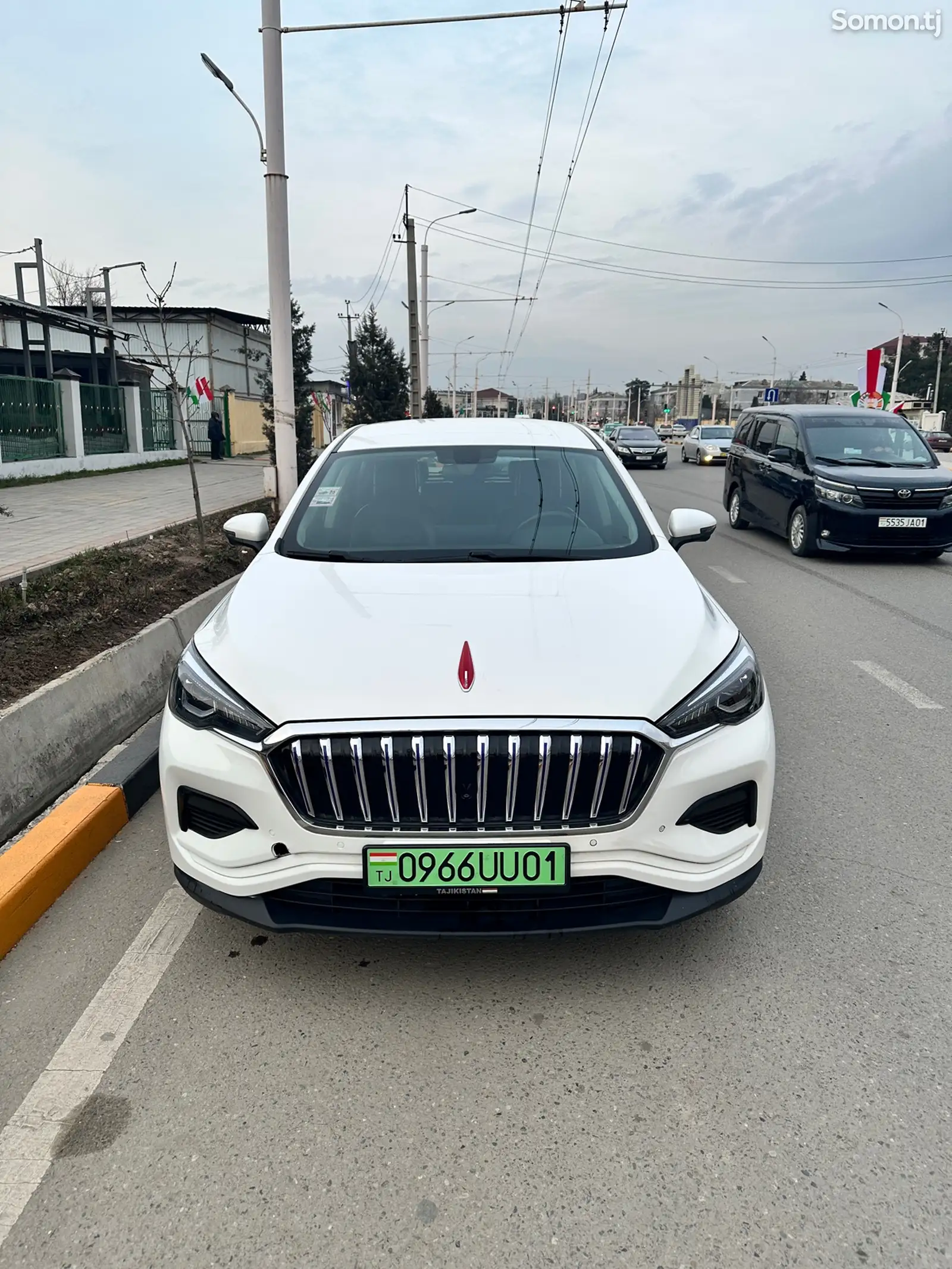 Hongqi E-HS3, 2020-1