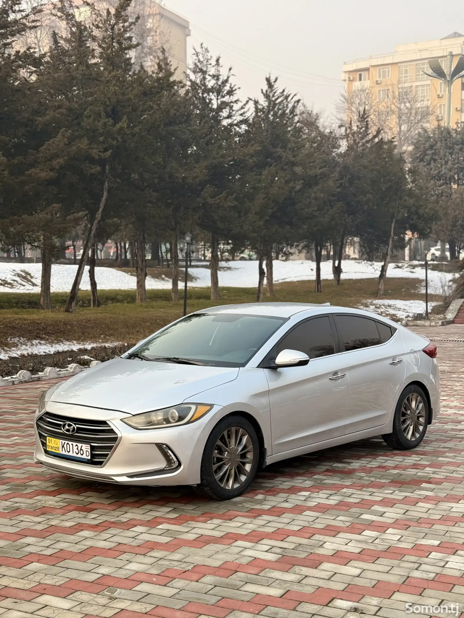 Hyundai Elantra, 2017-1