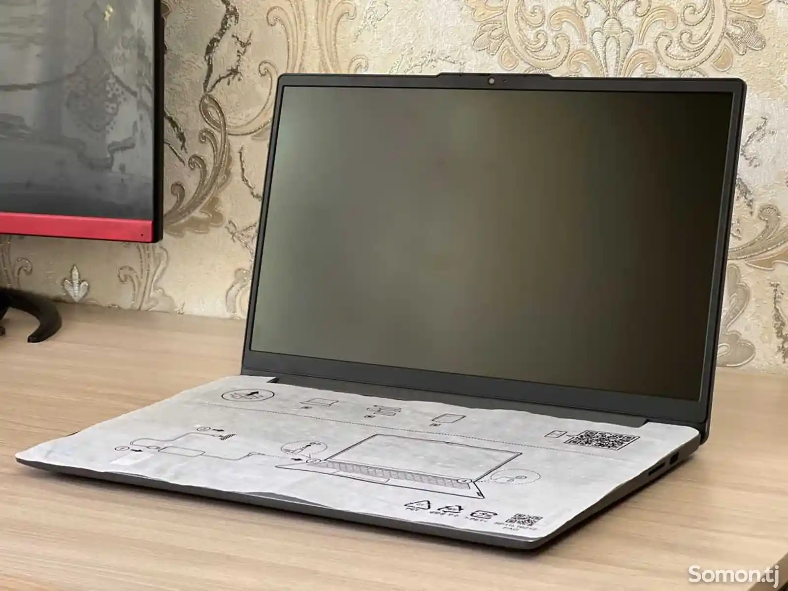 Ноутбук Lenovo Ideapad Slim i3-13gen 4GB/256-1