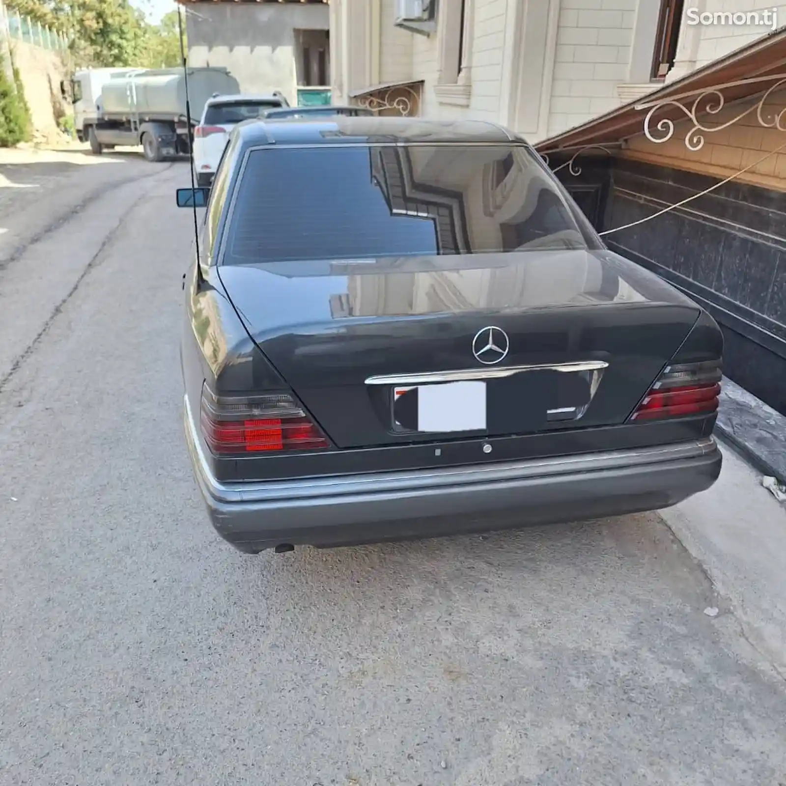 Mercedes-Benz W124, 1994-3