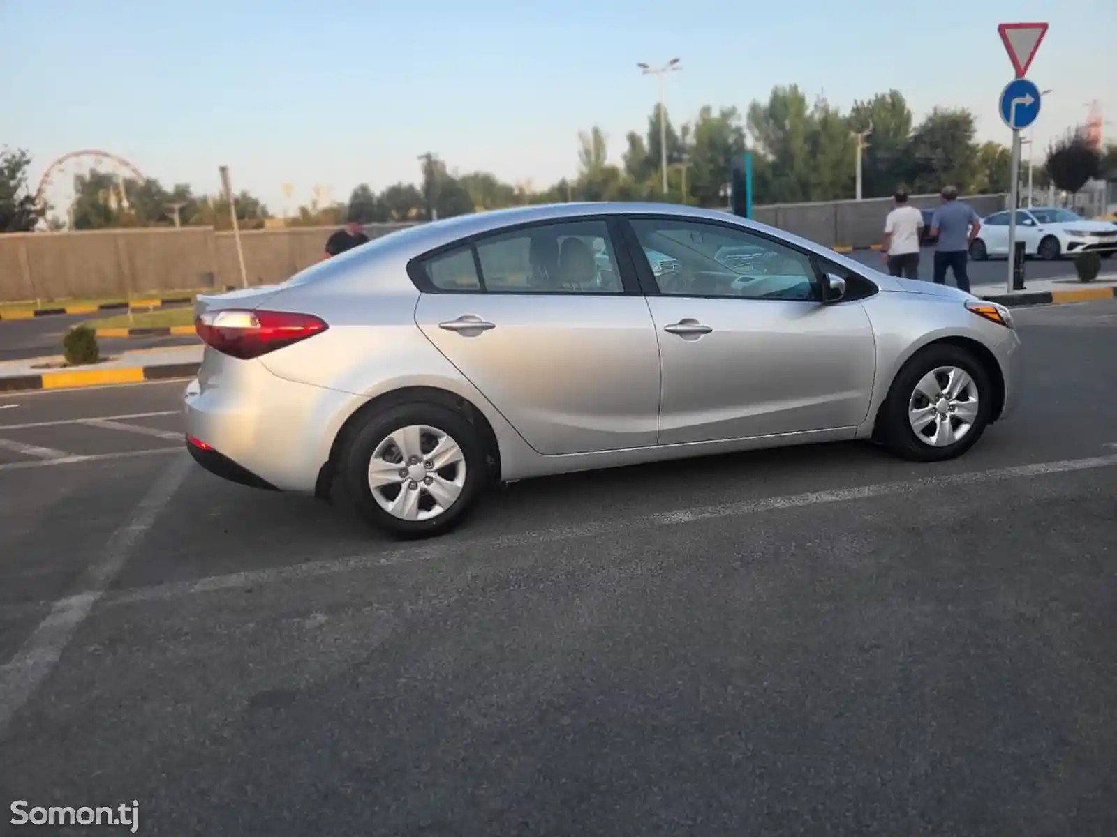 Kia Forte, 2015-10