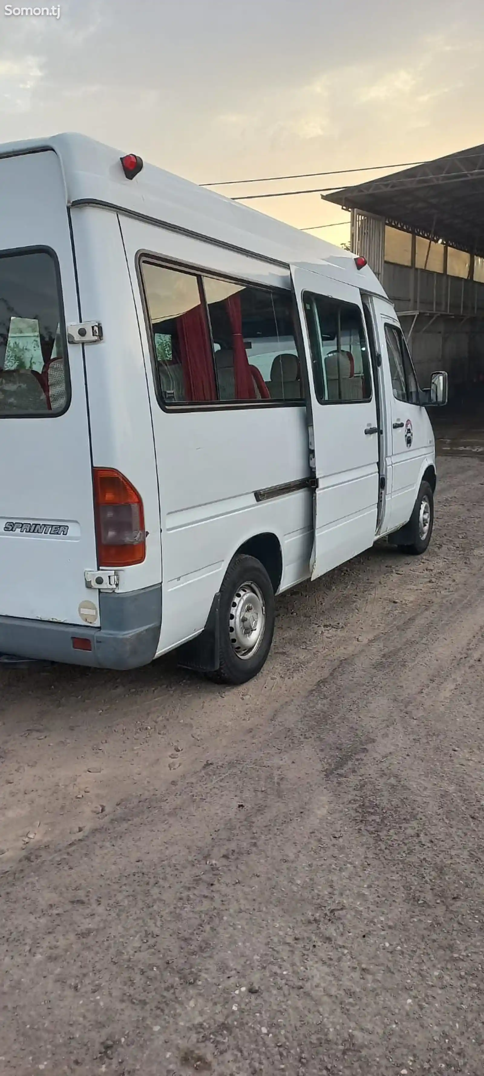 Mercedes-Benz Sprinter, 2000-1