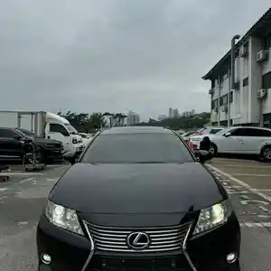 Lexus ES series, 2015