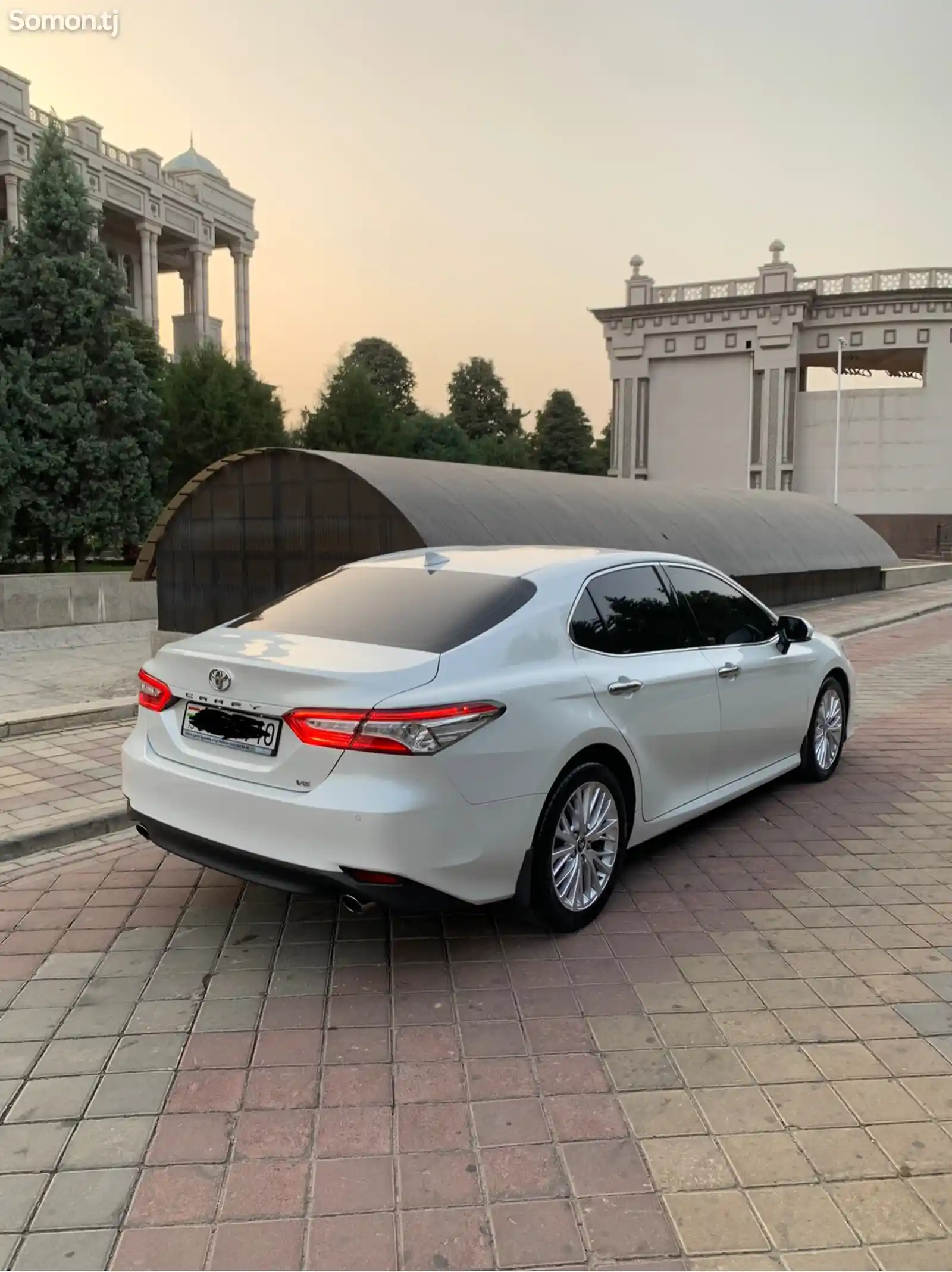 Toyota Camry, 2019-5