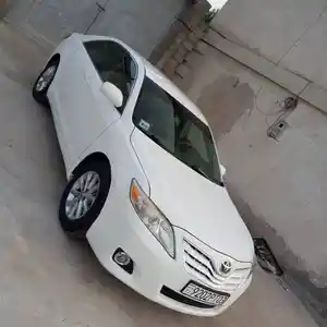 Toyota Camry, 2011