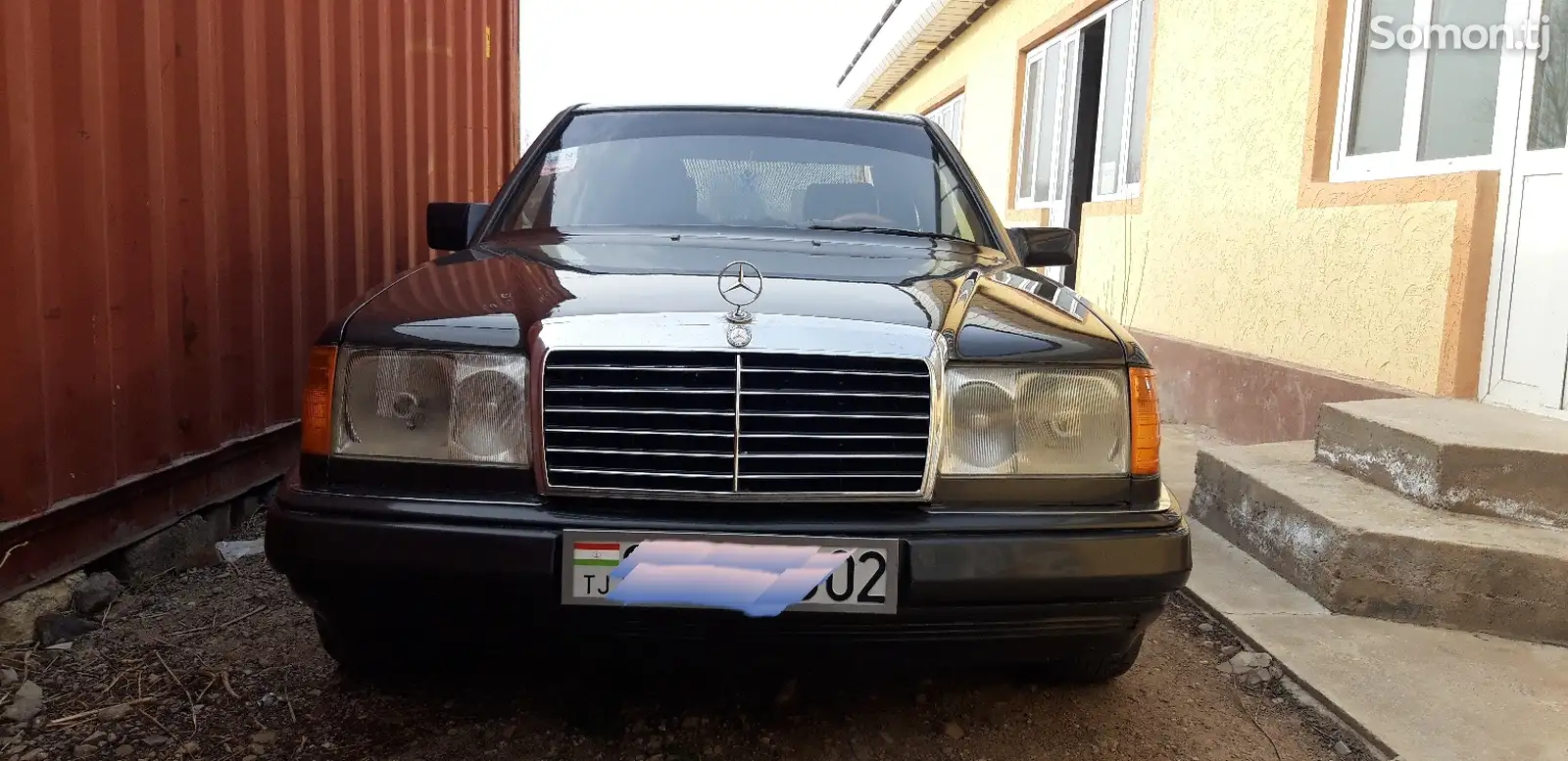 Mercedes-Benz W124, 1990-1