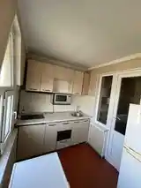 2-комн. квартира, 5 этаж, 60м², Профсоюз-8