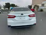 Toyota Camry, 2018-9