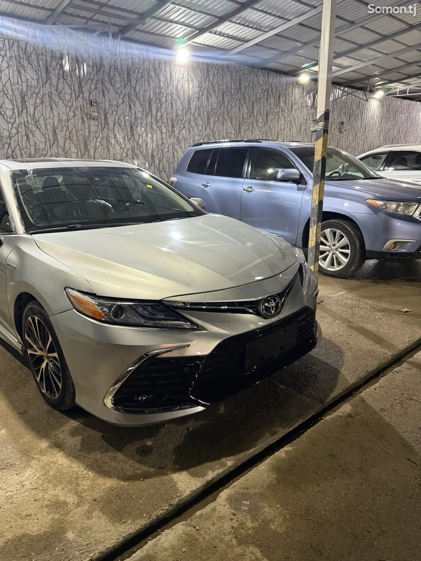 Toyota Camry, 2019-1