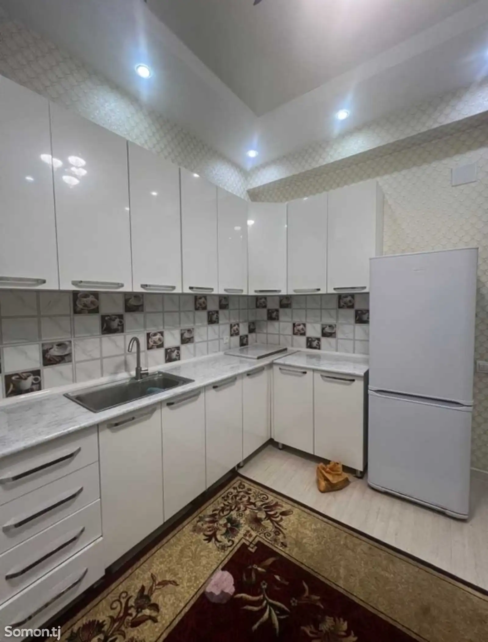 3-комн. квартира, 4 этаж, 80м², Сино-9