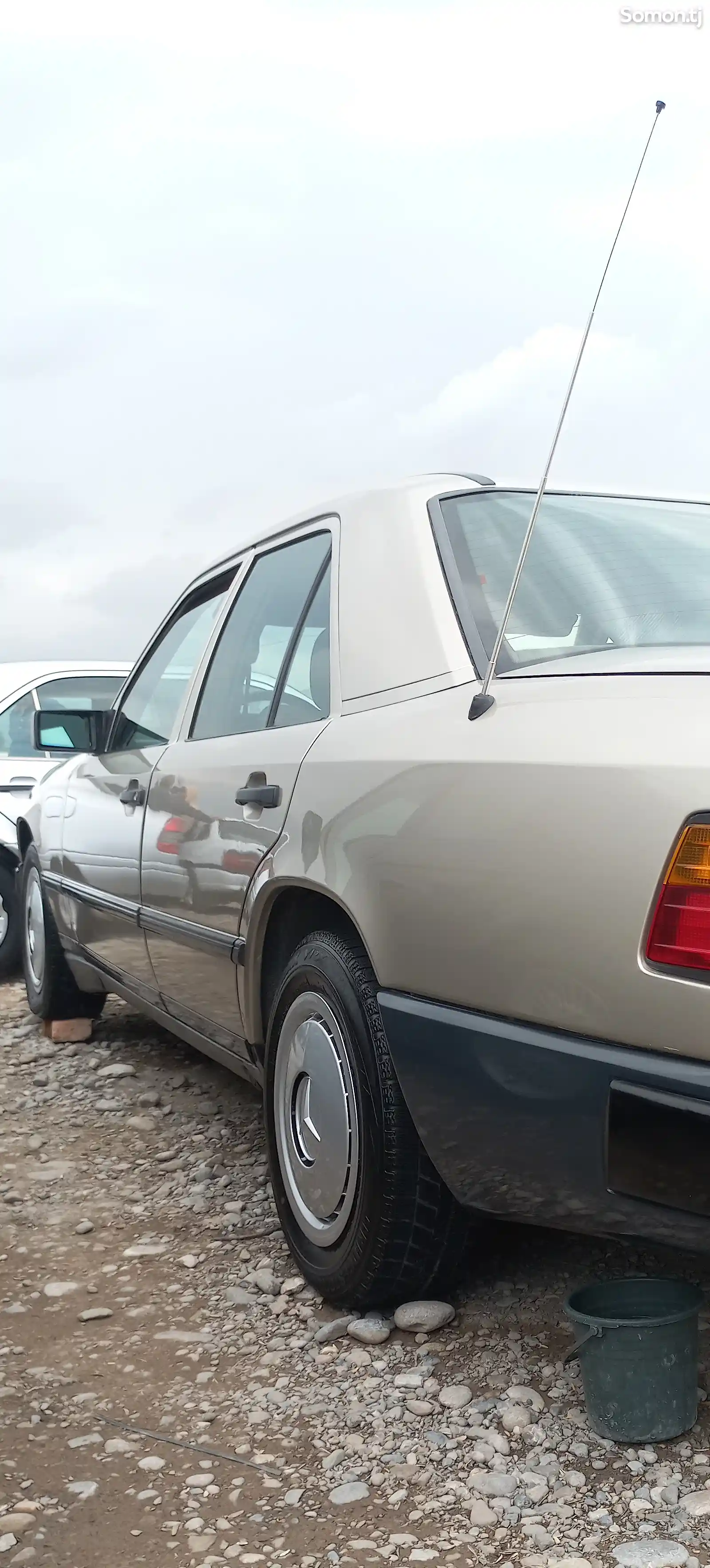 Mercedes-Benz W124, 1988-3