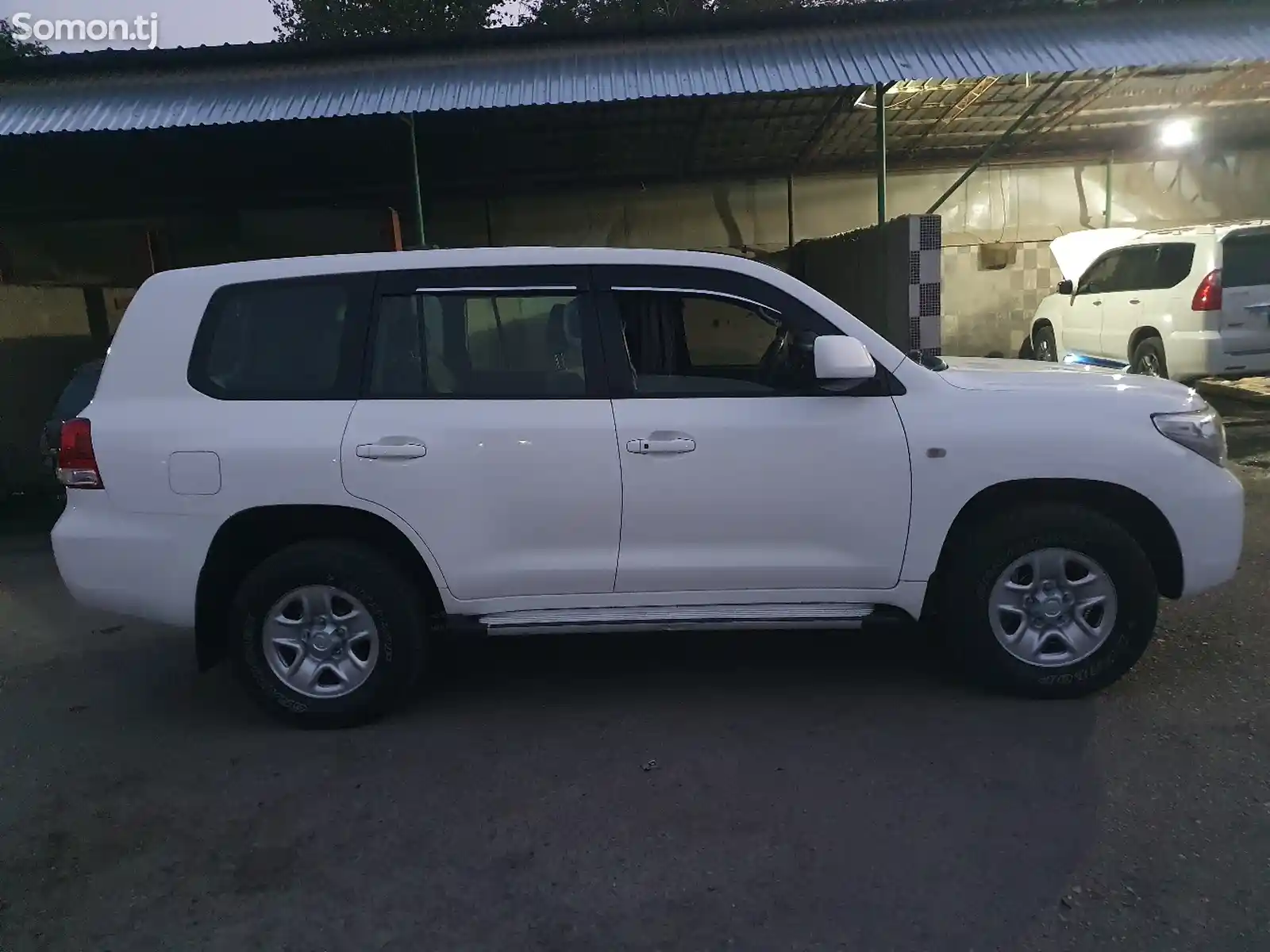 Toyota Land Cruiser, 2010-2