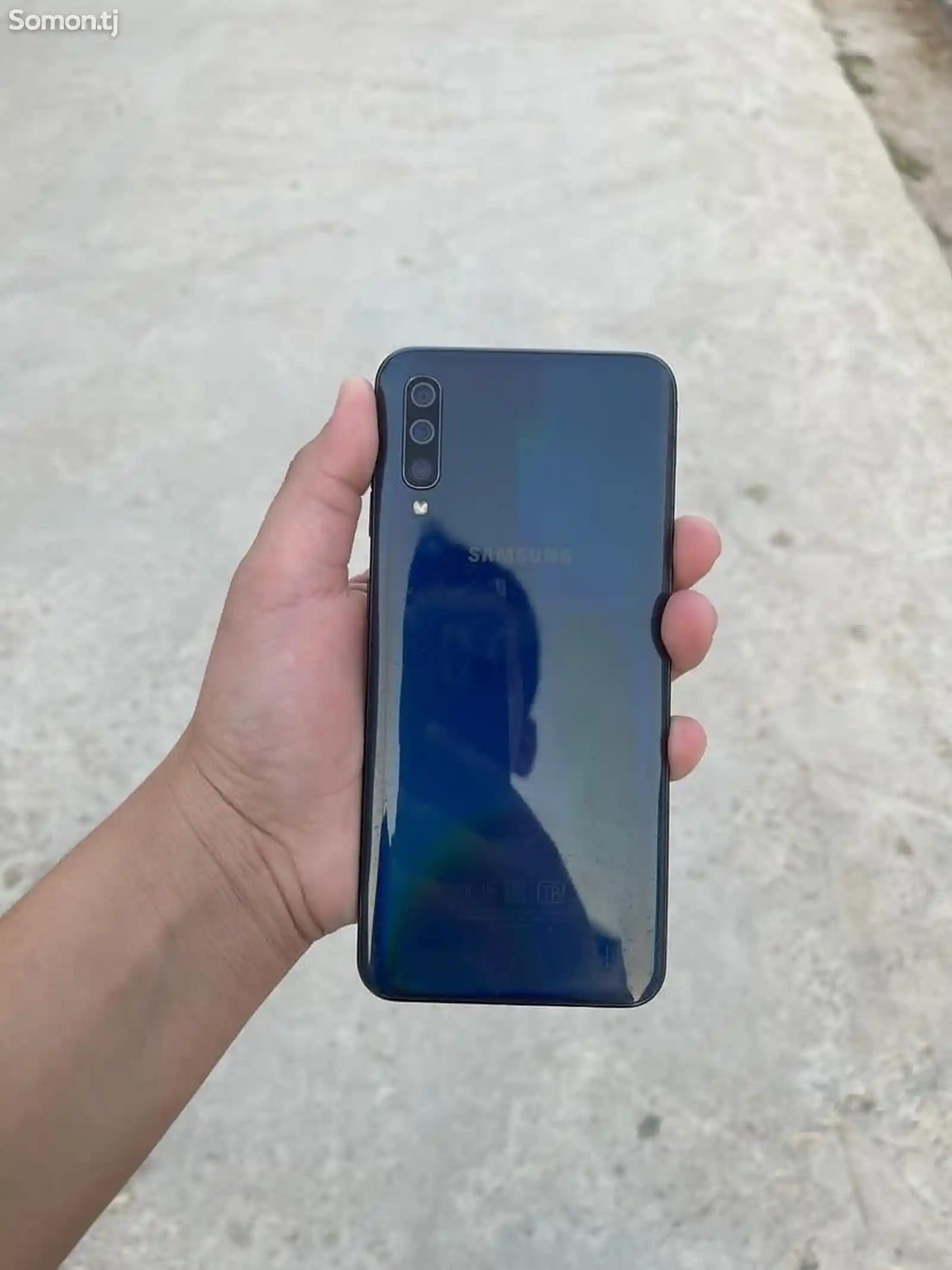 Samsung Galaxy A50-4