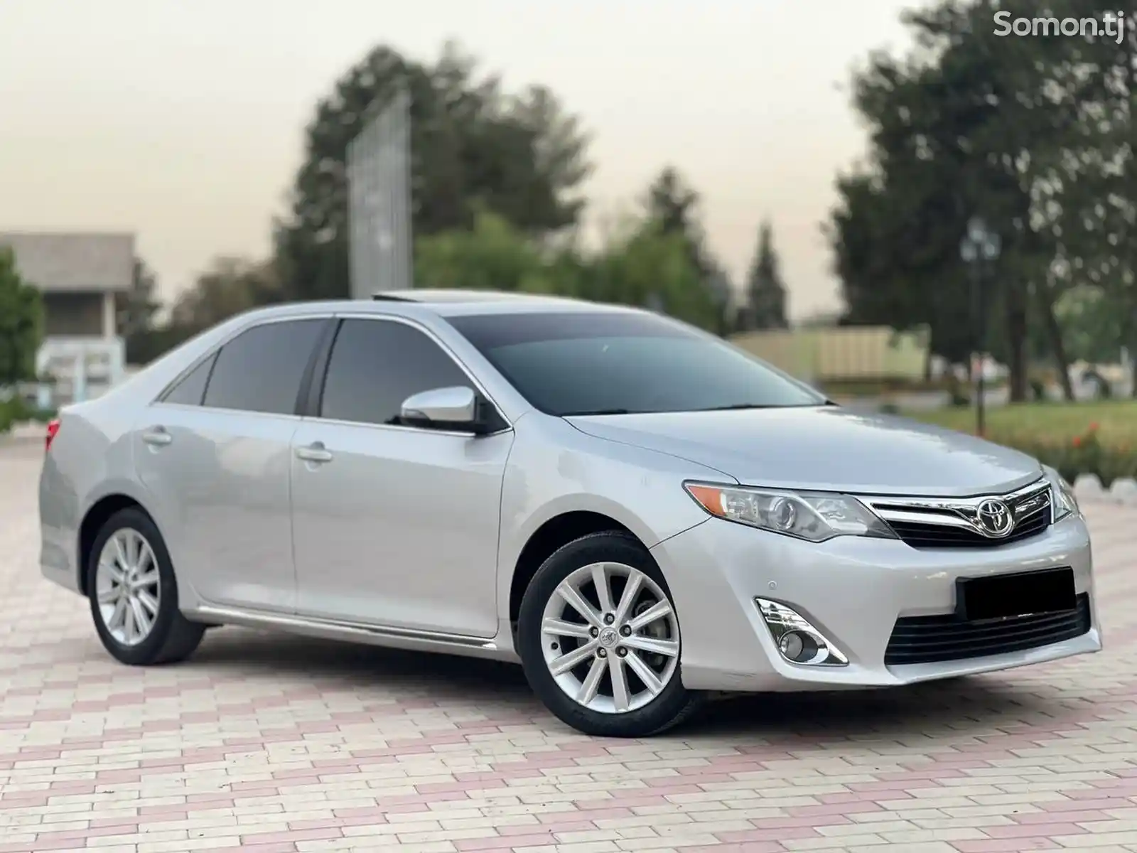 Toyota Camry, 2012-1