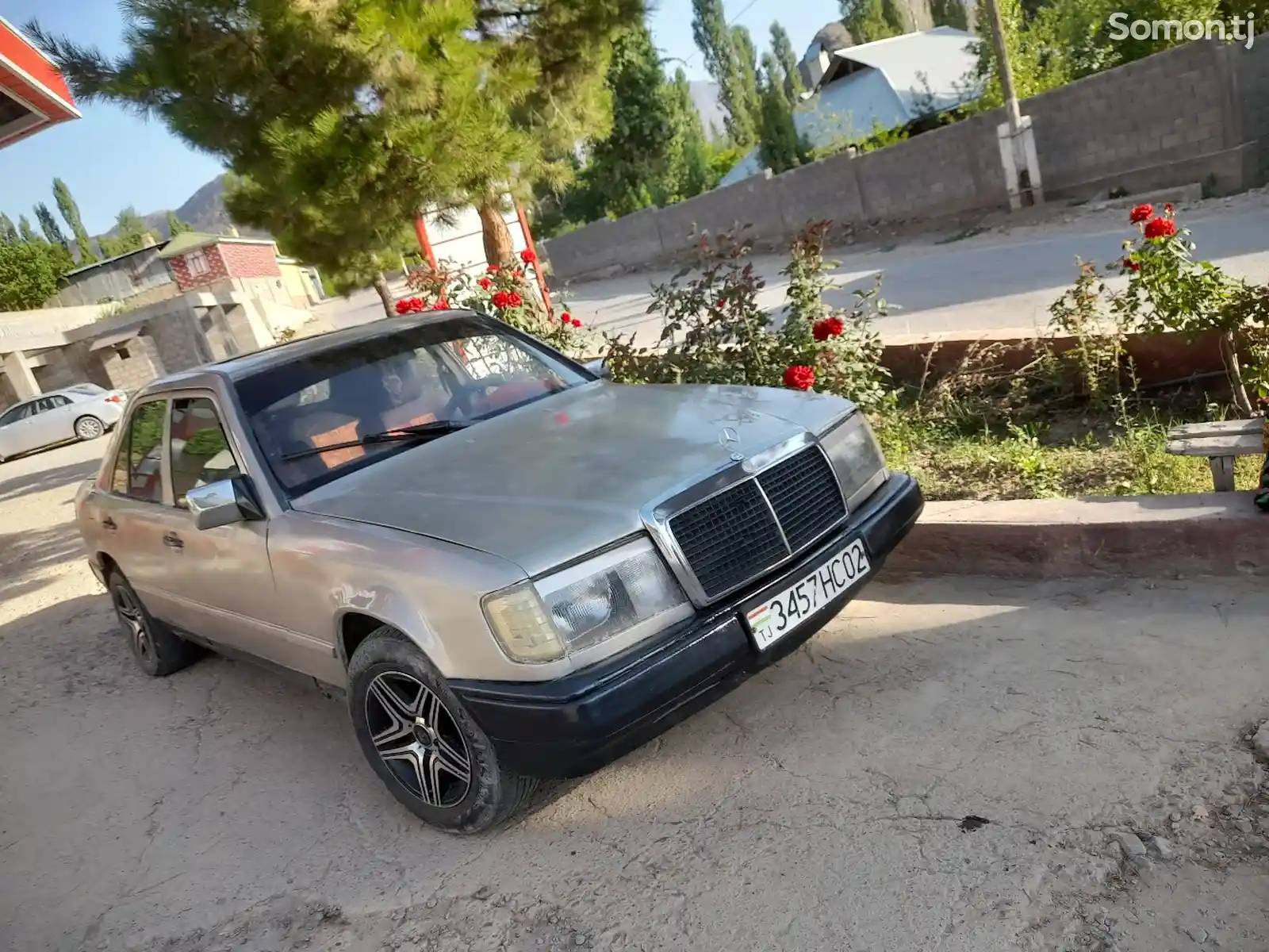 Mercedes-Benz W124, 1989-1