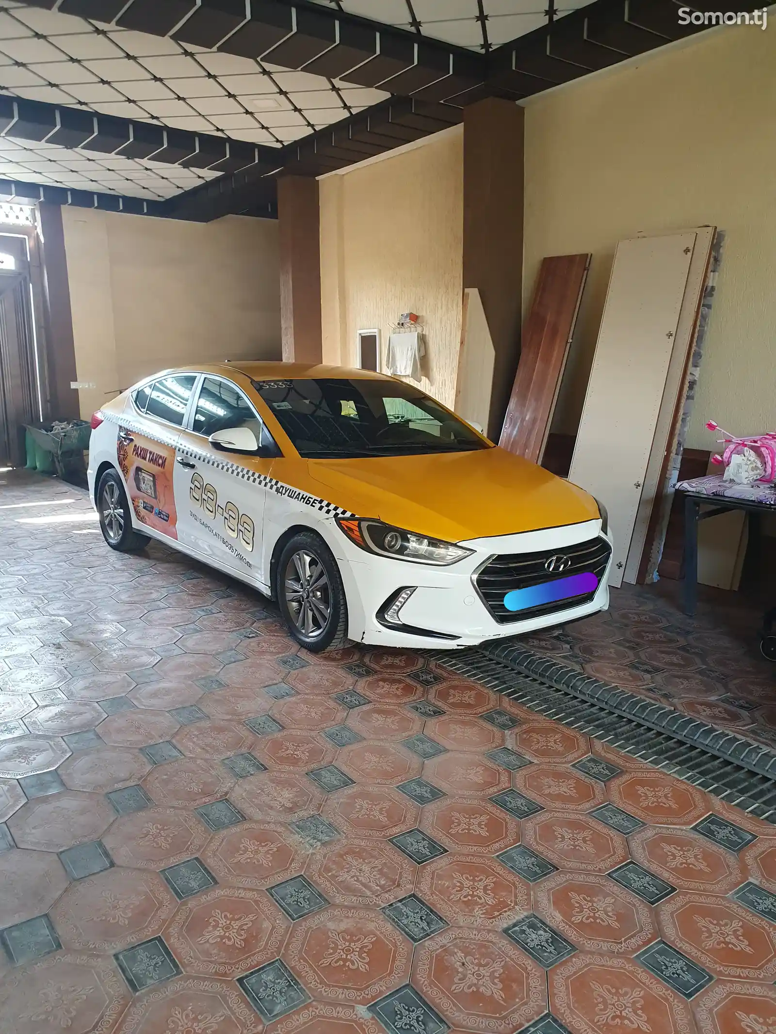 Hyundai Elantra, 2017-1